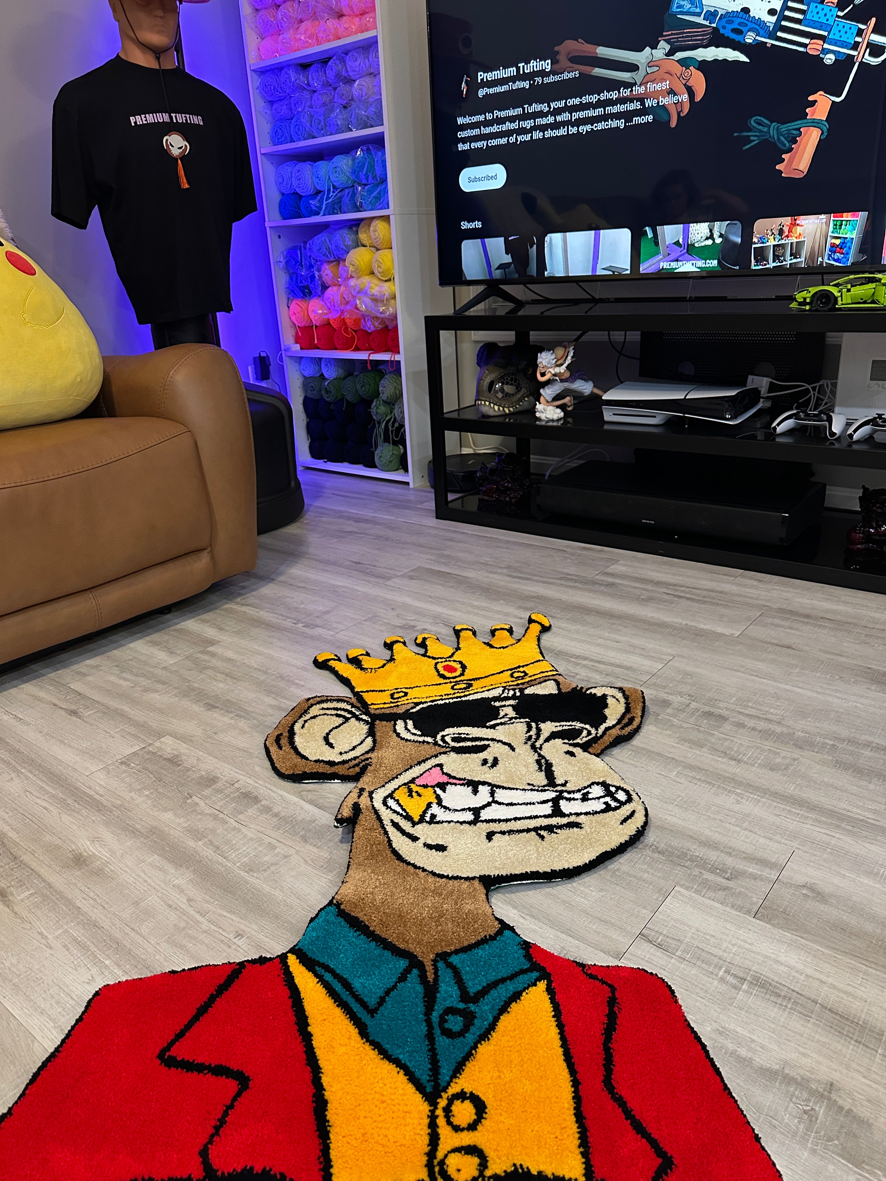 Crowned Ape NFT-Rug/Wall Decor